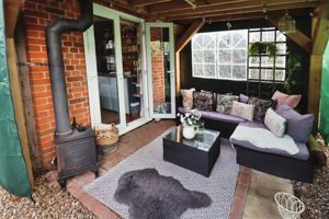 HIGH STREET- click for photo gallery